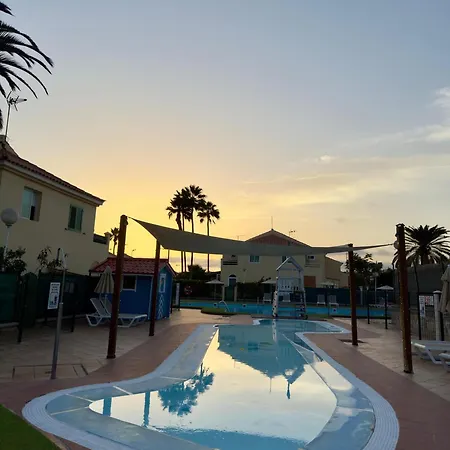 Duplex Sonemar Pool Apartament *