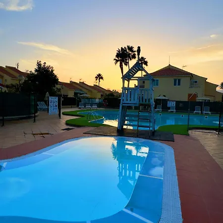 Duplex Sonemar Pool